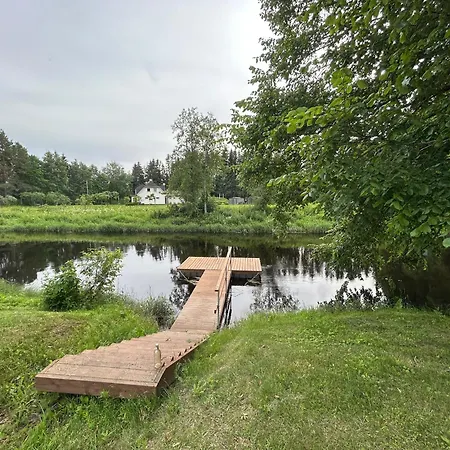 Vikendica Myhouse Paernu House